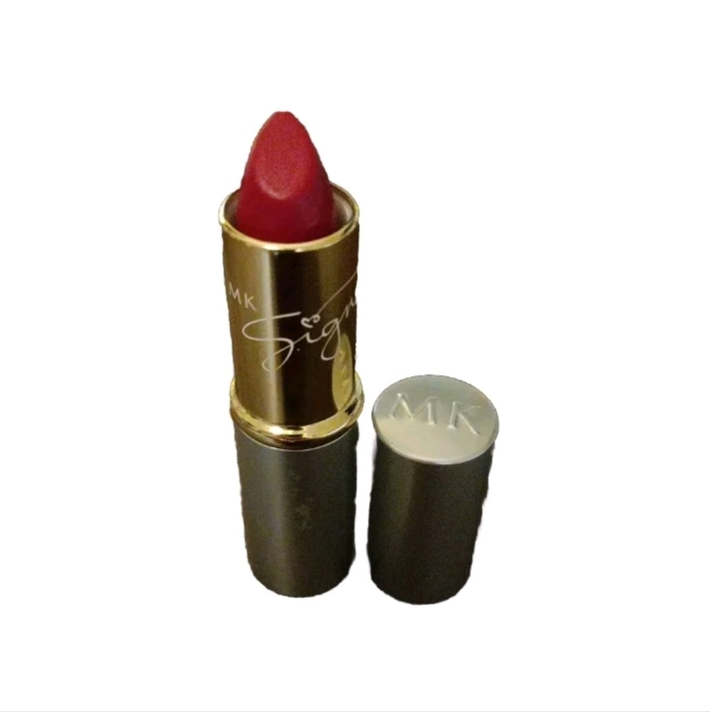 Mary Kay Signature Creme Lipstick NWOT